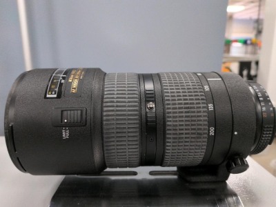 Nikon ED 80-200mm f/2.8mm AF-D lens