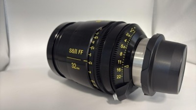 Cooke S8/i FF T1.4 6-way Cine Lens Set (25mm-100mm) - 11